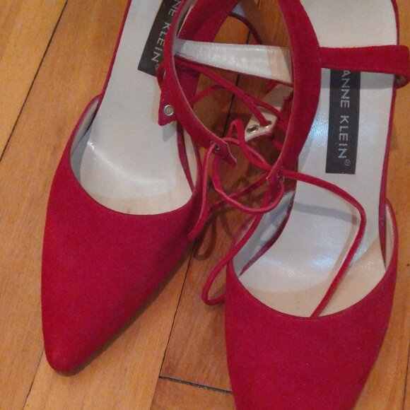 Anne Klein red velvet lace up shoes - Picture 5 of 5